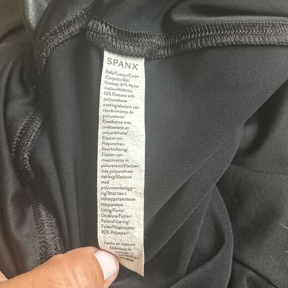 NWOT SPANX FAUX LEATHER BLACK LEGGING Size Medium (MSPR $98) - Picture 8 of 9